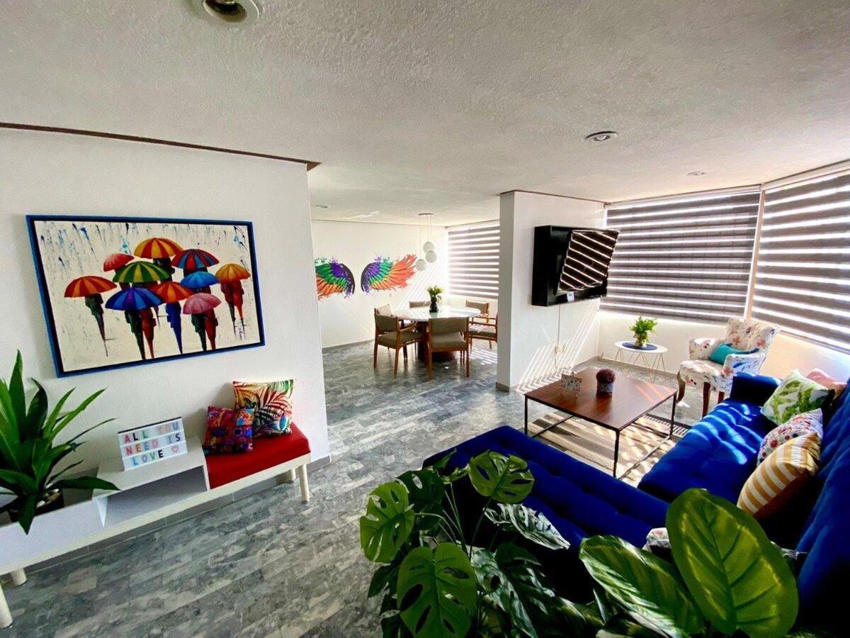 Enorme. Piso Completo 100% Zona Expo, Primer Piso Guadalajara Ngoại thất bức ảnh