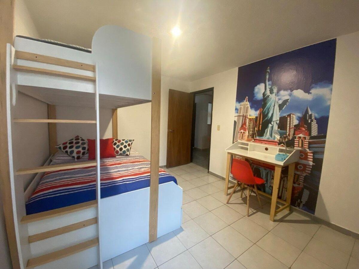 Enorme. Piso Completo 100% Zona Expo, Primer Piso Guadalajara Ngoại thất bức ảnh