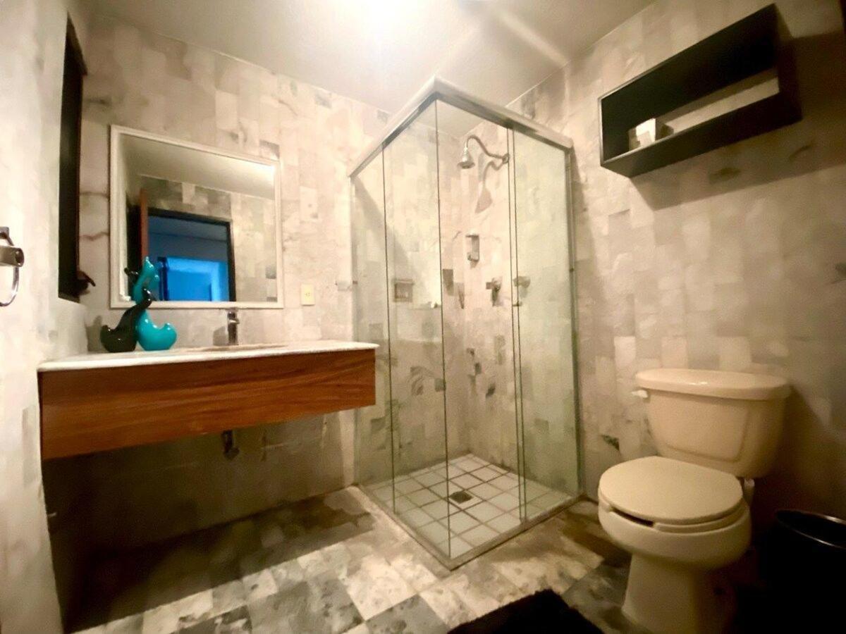 Enorme. Piso Completo 100% Zona Expo, Primer Piso Guadalajara Ngoại thất bức ảnh