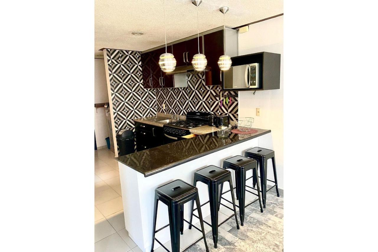 Enorme. Piso Completo 100% Zona Expo, Primer Piso Guadalajara Ngoại thất bức ảnh